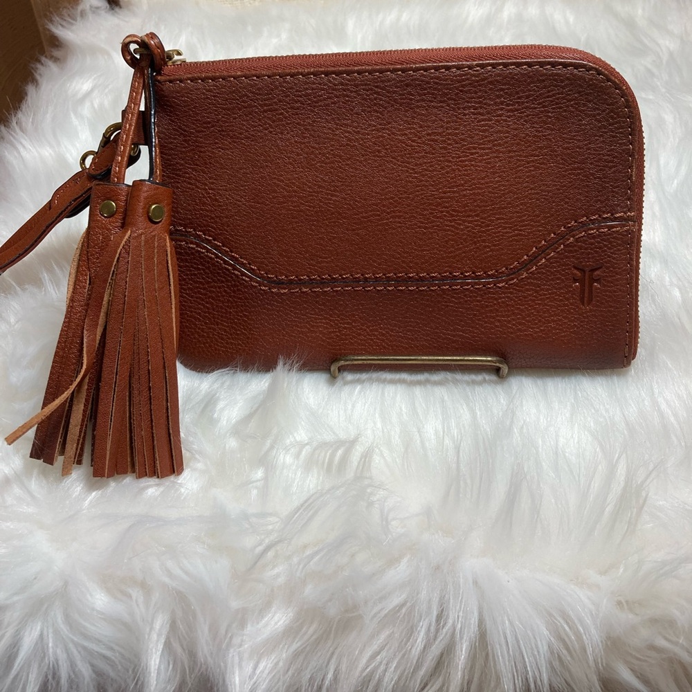 NWOT Frye Cognac Paige Leather Wristlet W/Tassles